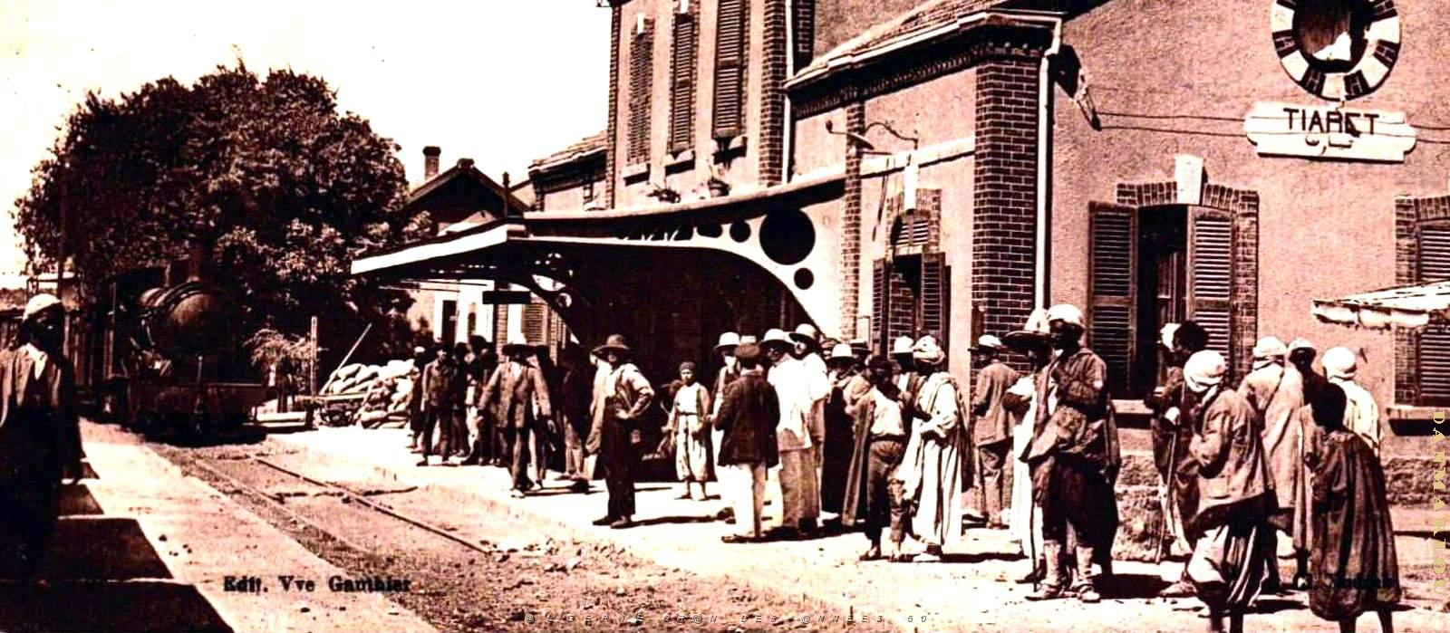 2754- Tiaret - Gare - Arrivee du Train2.jpg